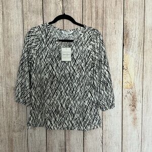 Modern Abstract Print Blouse